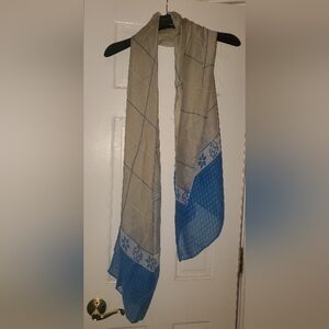 Elegant Beige and Blue Women's Scarf